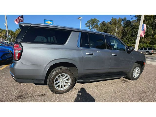 2022 Chevrolet Suburban LT