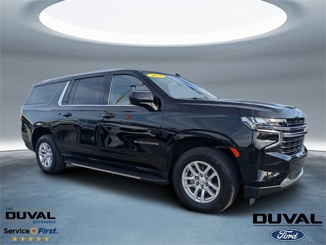 2022 Chevrolet Suburban LT