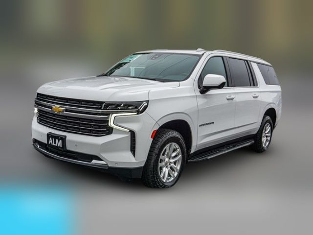 2022 Chevrolet Suburban LT