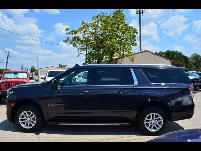 2022 Chevrolet Suburban LT