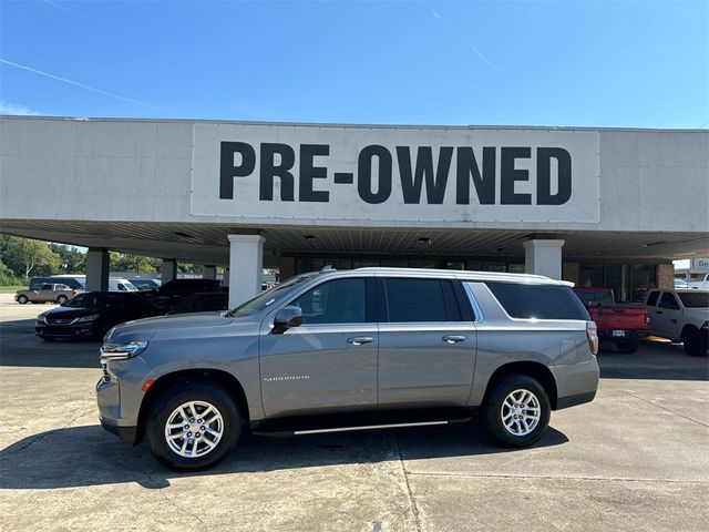 2022 Chevrolet Suburban LT