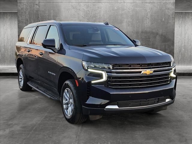 2022 Chevrolet Suburban LT