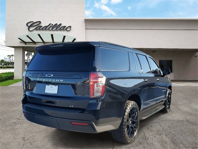 2022 Chevrolet Suburban LT