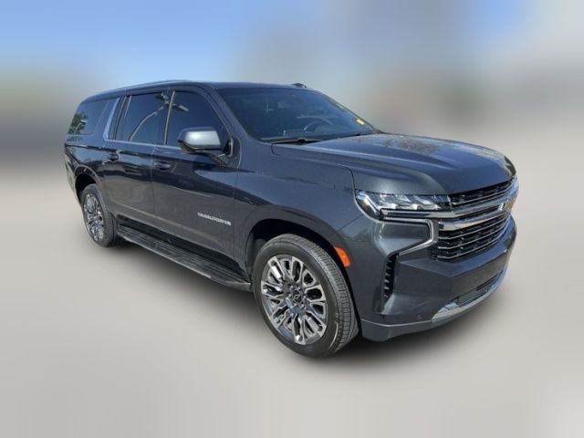 2022 Chevrolet Suburban LT