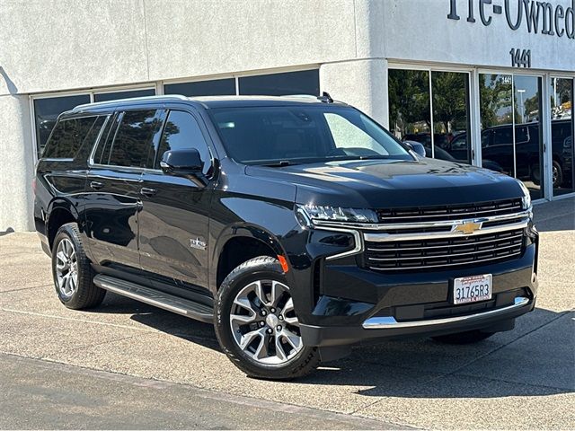 2022 Chevrolet Suburban LT