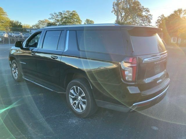 2022 Chevrolet Suburban LT