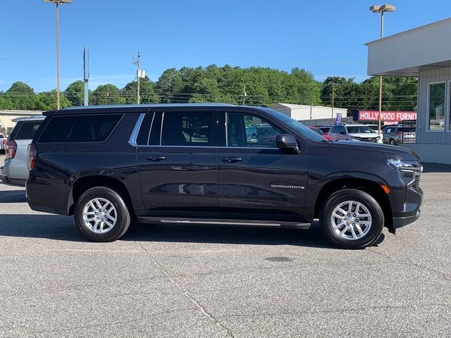 2022 Chevrolet Suburban LT