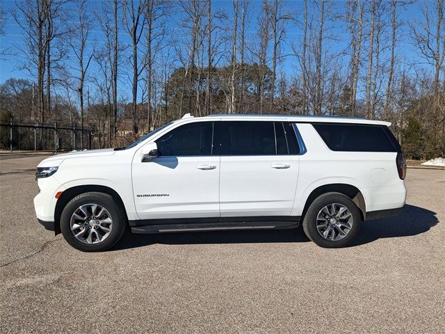 2022 Chevrolet Suburban LT