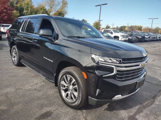 2022 Chevrolet Suburban LT