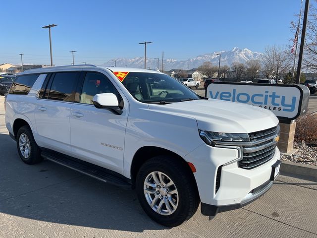 2022 Chevrolet Suburban LT