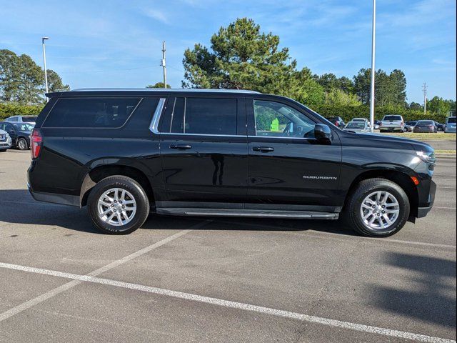 2022 Chevrolet Suburban LT