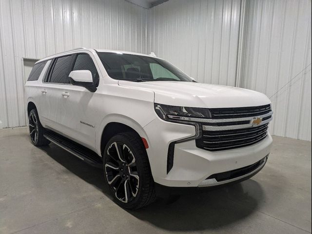 2022 Chevrolet Suburban LT