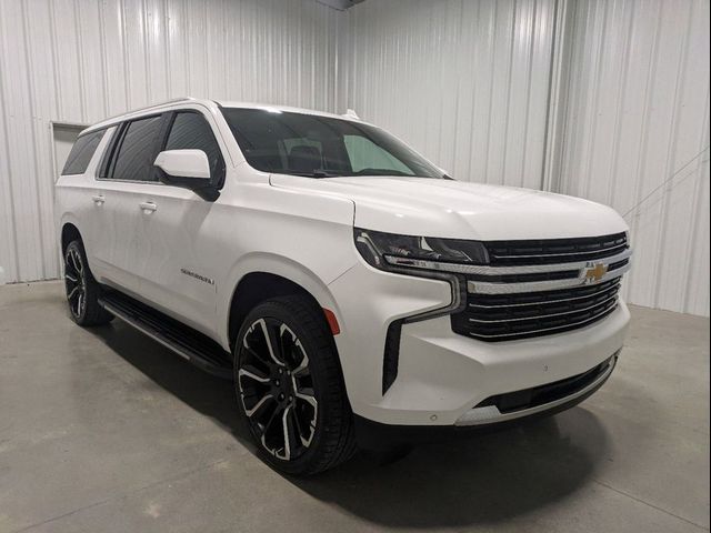 2022 Chevrolet Suburban LT