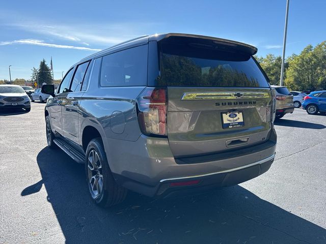 2022 Chevrolet Suburban LT