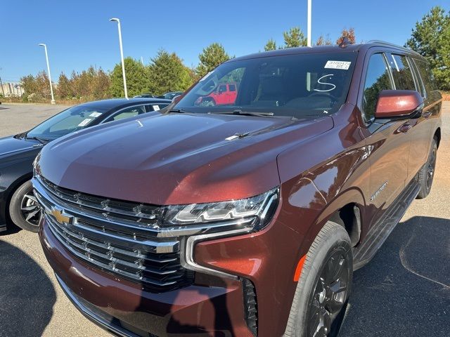 2022 Chevrolet Suburban LT