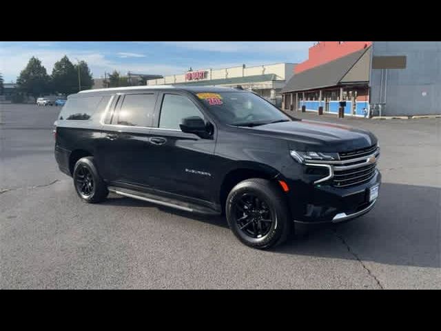 2022 Chevrolet Suburban LT