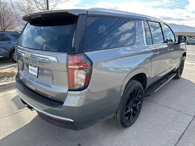 2022 Chevrolet Suburban LT