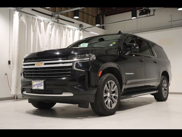 2022 Chevrolet Suburban LT