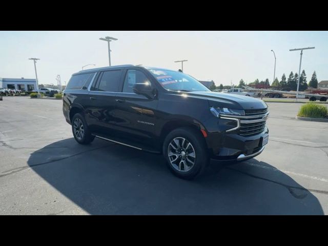 2022 Chevrolet Suburban LT