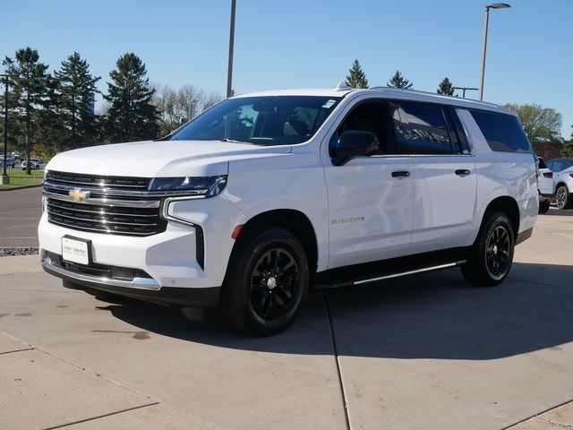 2022 Chevrolet Suburban LT