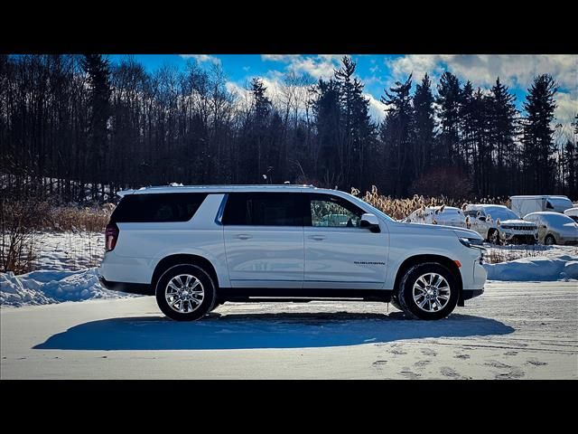 2022 Chevrolet Suburban LT