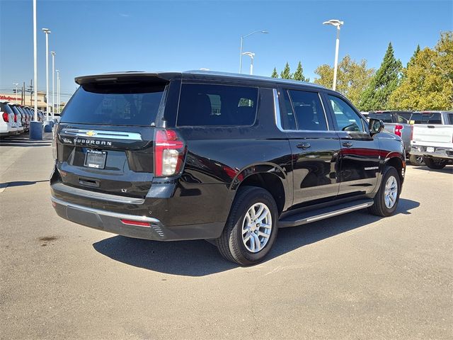 2022 Chevrolet Suburban LT