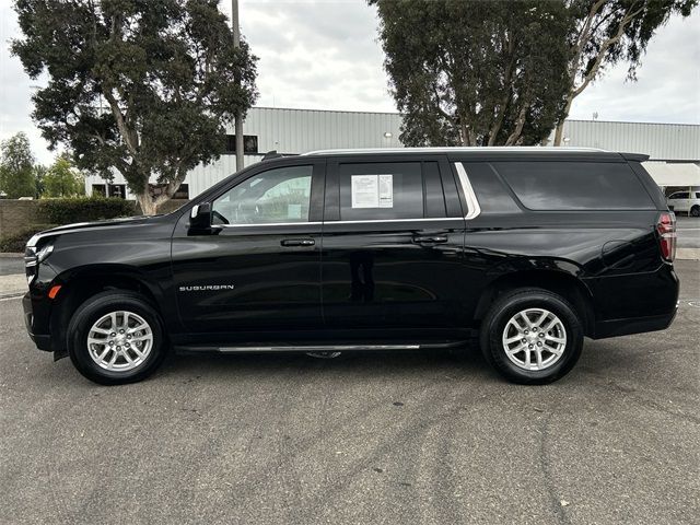 2022 Chevrolet Suburban LT