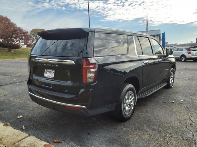 2022 Chevrolet Suburban LT