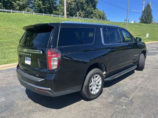 2022 Chevrolet Suburban LT