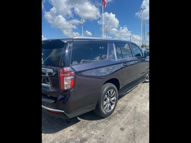 2022 Chevrolet Suburban LT