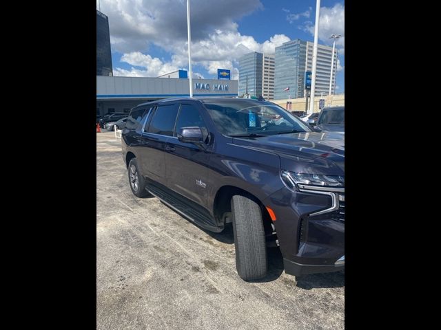 2022 Chevrolet Suburban LT