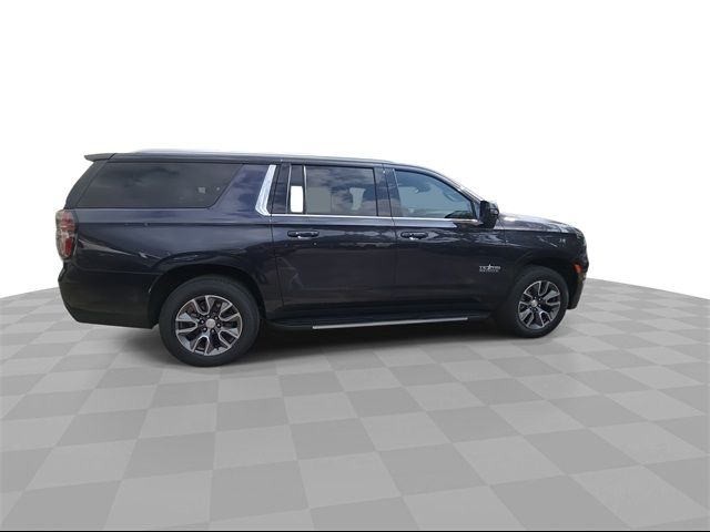 2022 Chevrolet Suburban LT