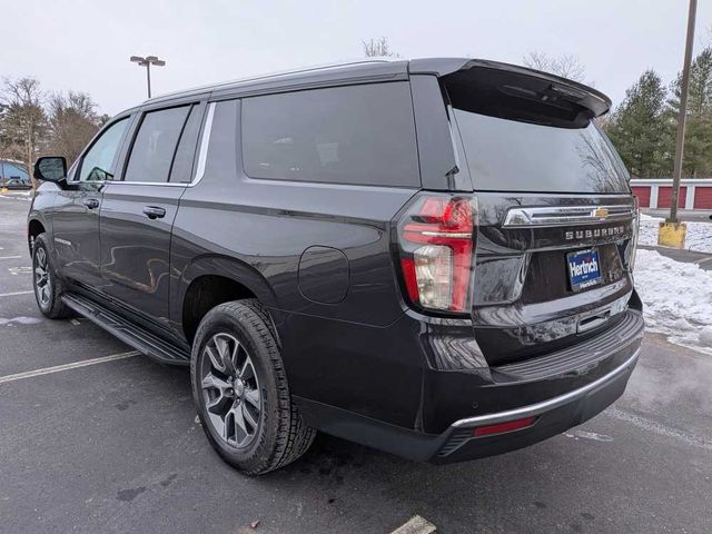 2022 Chevrolet Suburban LT