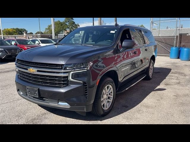 2022 Chevrolet Suburban LT