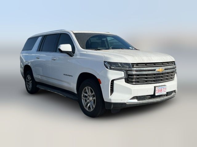 2022 Chevrolet Suburban LT