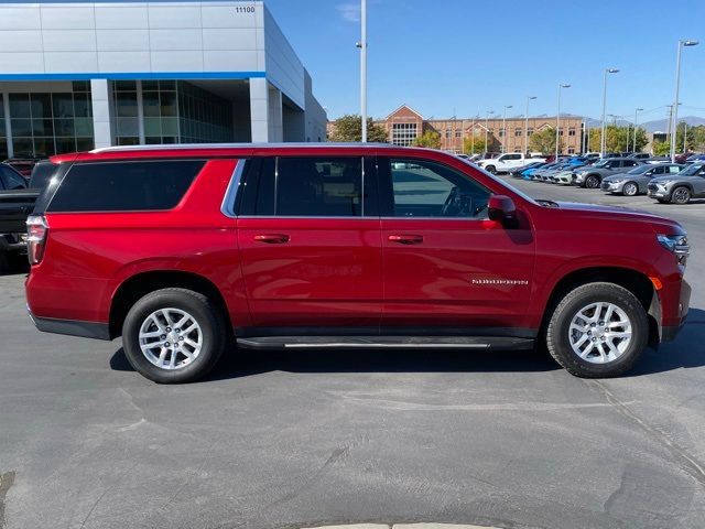 2022 Chevrolet Suburban LT