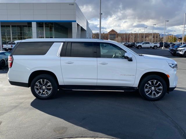 2022 Chevrolet Suburban LT