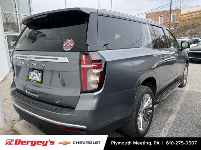 2022 Chevrolet Suburban LT