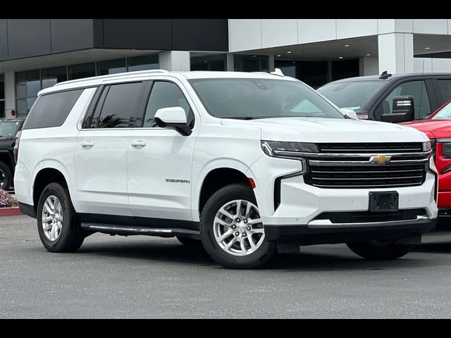 2022 Chevrolet Suburban LT