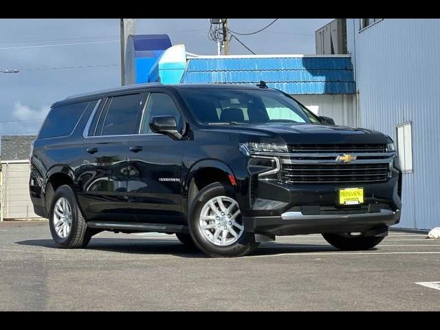 2022 Chevrolet Suburban LT