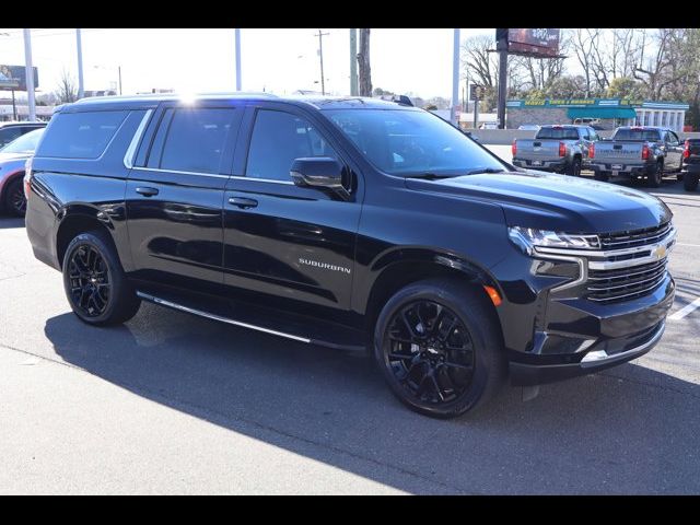 2022 Chevrolet Suburban LT