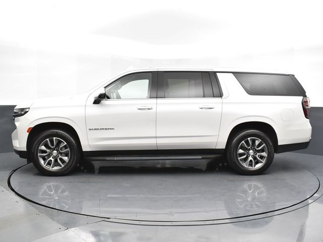 2022 Chevrolet Suburban LT