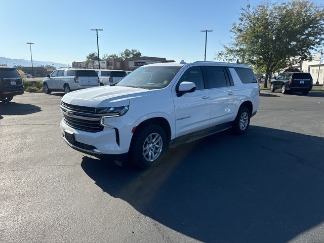 2022 Chevrolet Suburban LT