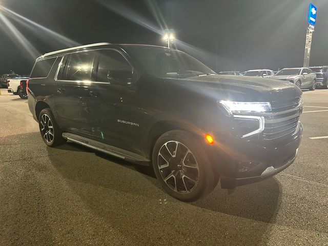 2022 Chevrolet Suburban LT