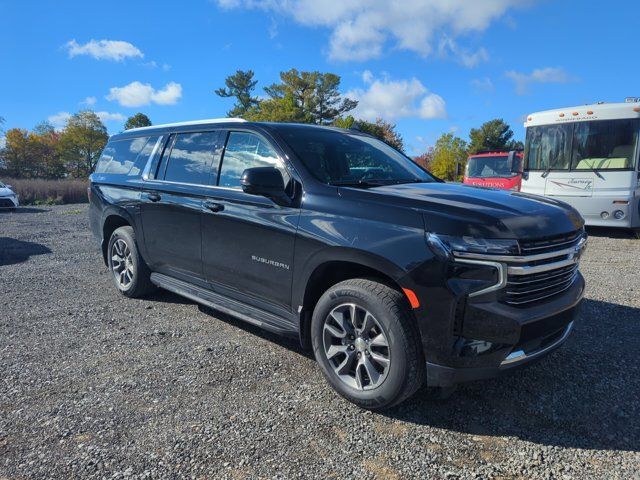 2022 Chevrolet Suburban LT