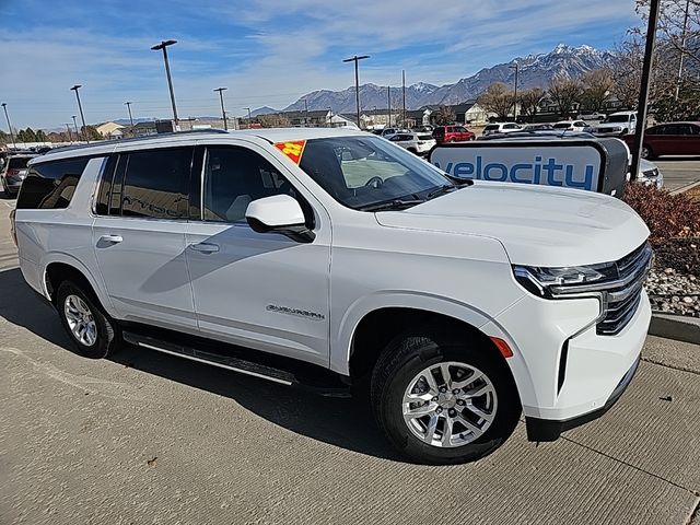 2022 Chevrolet Suburban LT