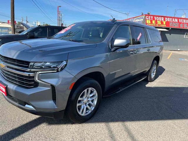 2022 Chevrolet Suburban LT