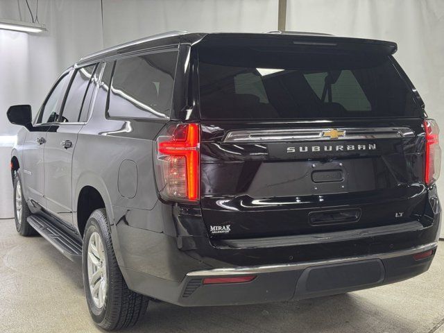 2022 Chevrolet Suburban LT