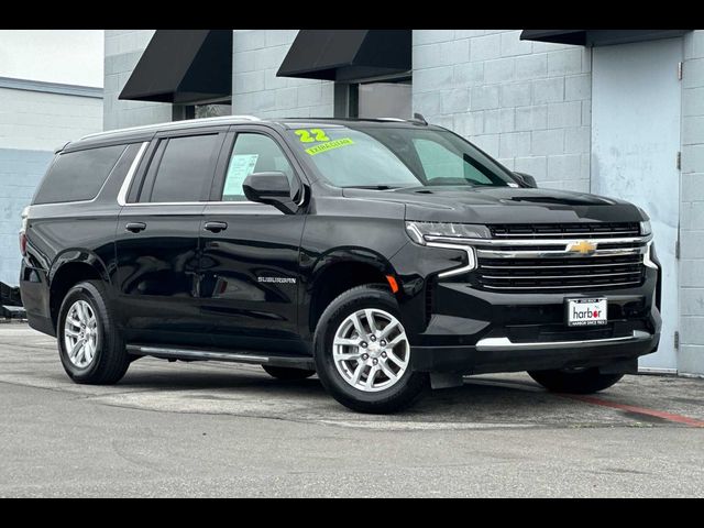 2022 Chevrolet Suburban LT