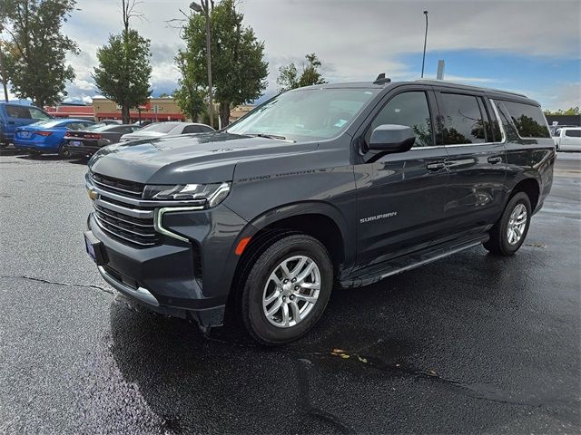 2022 Chevrolet Suburban LT